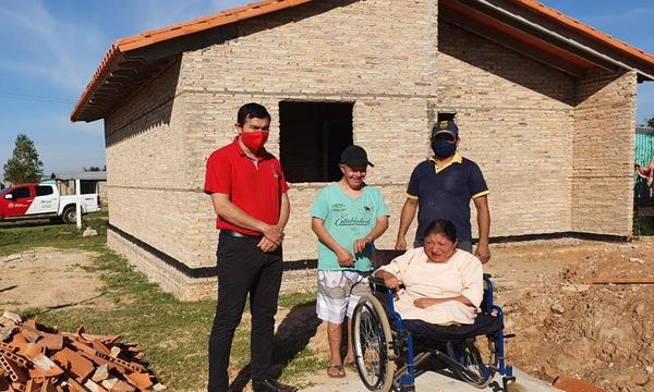 Construyen casa inclusiva para mujer con discapacidad – Prensa 5
