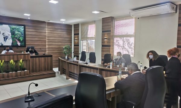 Bartola no cumplió con cuarentena y sus colegas le hacen el vacío