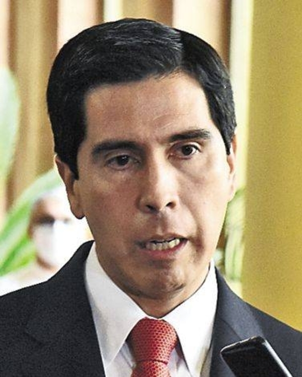 HOY / Federico González, ministro asesor de Asuntos Internacionales, sobre personas varadas en Puerto Falcón
