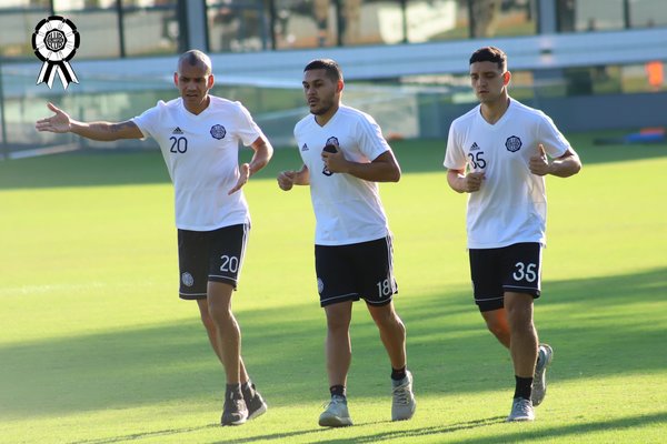 Caso positivo de COVID-19 en Olimpia no impedirá la reanudación del torneo Apertura