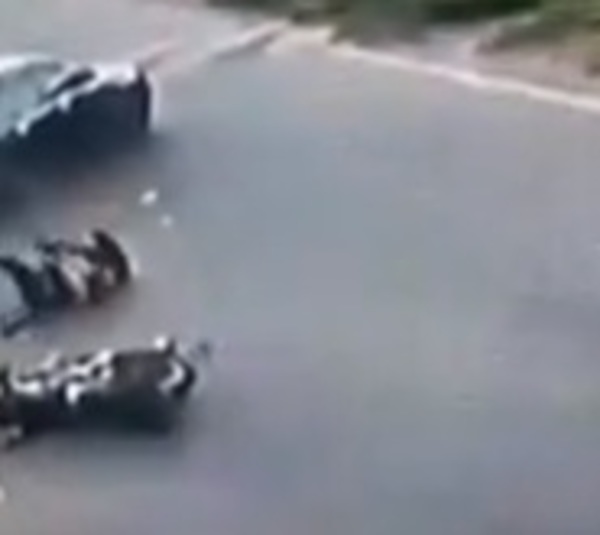 Embistió a motociclista y huyó - Paraguay.com