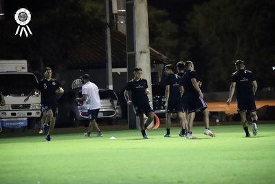 Partidos se podrán postergar con 7 positivos o 2 arqueros contagiados