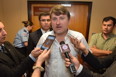 DNCP detecta llamativos cambios en licitaciones de Petropar
