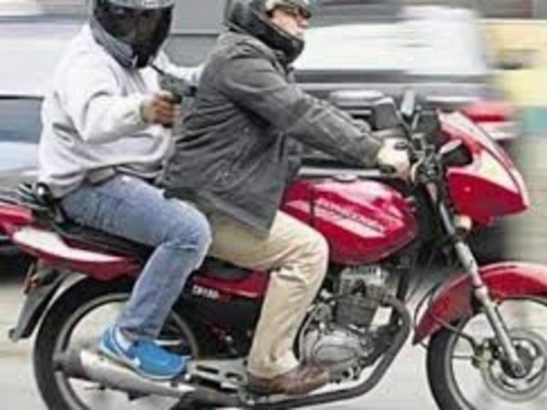 Joven fue baleado en la espalda por motochorros