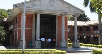 “Enseñanza telemática de emergencia” se aplica en universidades de todo el país