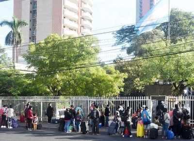 Embajada paraguaya en Argentina quedó sin recursos para asistir a compatriotas