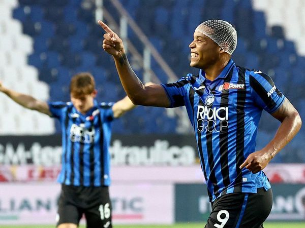 El Atalanta vence al Bologna de Santander