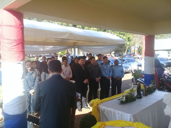 Agentes policiales honran a su santa patrona - Campo 9 Noticias