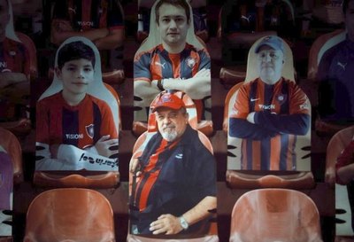 Sin público... ¡pero con una gran emoción! | Crónica