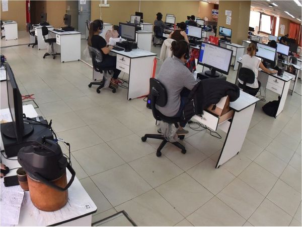 Call center 154, al límite con 40 minutos de espera en horas pico