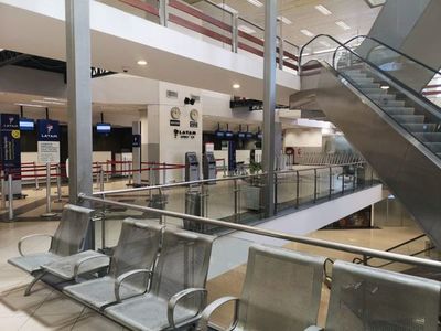 Ningún atisbo de probable fecha para reanudación de vuelos comerciales - Nacionales - ABC Color