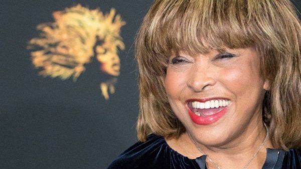 Tina Turner regresa al número uno de la cartelera Billboard