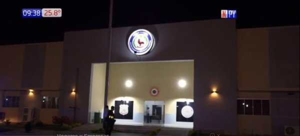 Cinco detenidos escapan de sede policial en Costanera | Noticias Paraguay