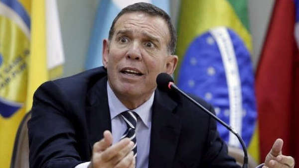 NAPOUT TIENE CORONAVIRUS