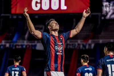 El Ciclón sonríe en regreso del fútbol modo Covid-19 | Noticias Paraguay