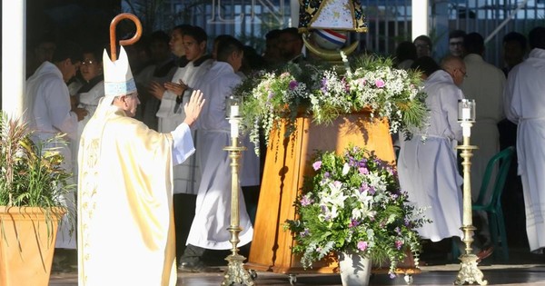 COVID-19 en la Basílica de Caacupé: monseñor Valenzuela y sacerdotes van a cuarentena