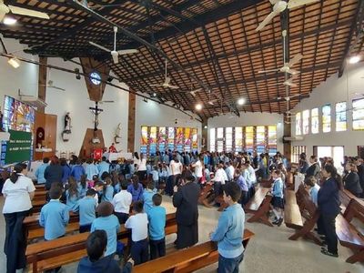 Iglesia exhorta al pago de cuotas ante peligro de cierre de escuelas