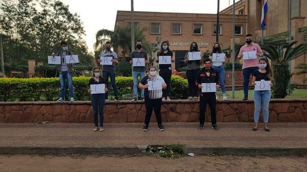 Estudiantes de Filosofía de la UNA piden arancel cero - Nacionales - ABC Color
