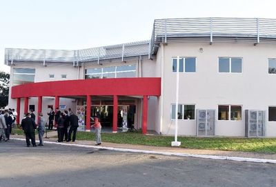 Niño con cáncer hospitalizado en Acosta Ñu necesita ayuda - Nacionales - ABC Color