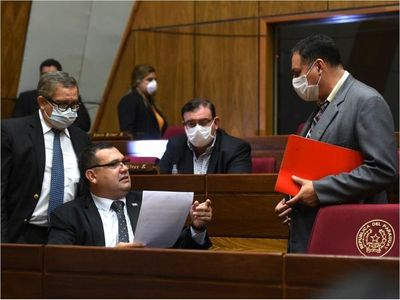 Cartistas y llanistas impiden elevar penalizaciones a  corruptos
