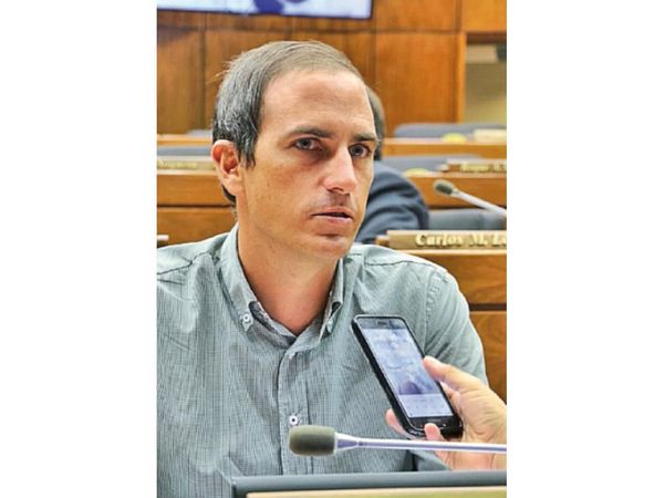 Fondos de IPS: “Deben dejar de ver fantasmas”, afirman