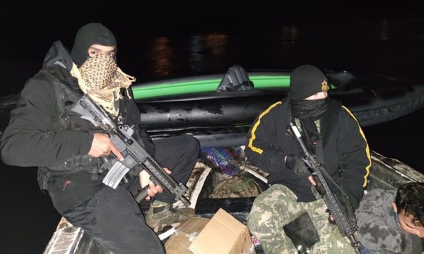 Sin heridos ni detenidos tras nuevo enfrentamiento entre marinos y supuestos contrabandistas en CDE » Ñanduti