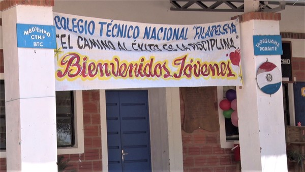 Adquirirán 40 computadoras para el Colegio Técnico Filadelfia y el CREP