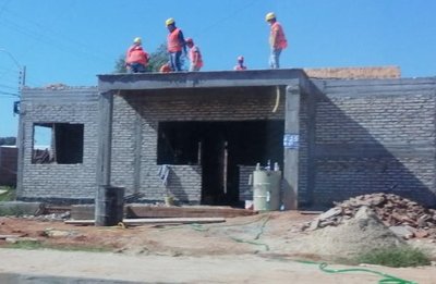Aprendidos por presuntamente robar cables utilizados en la construcción de la Comisaría Azucena – Prensa 5