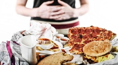 Niveles altos de ansiedad pueden desencadenar a desórdenes alimenticios, advierten