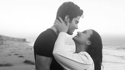 HOY / Demi Lovato y el actor Max Ehrich anuncian su compromiso