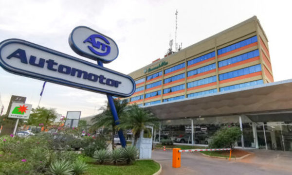 » Automotor cumple 50 años acelerando emociones