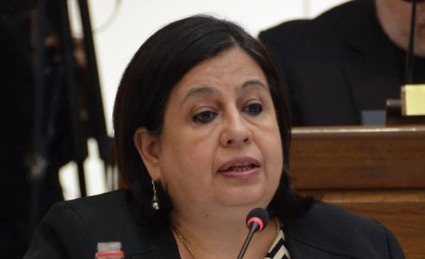 HOY / Senadora Esperanza Martínez, habla sobre la nueva propuesta de exoneración de facturas de la ANDE