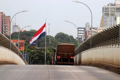 Abdo Benítez asegura que fronteras seguirán cerradas hasta que se aplane curva de contagios en Brasil
