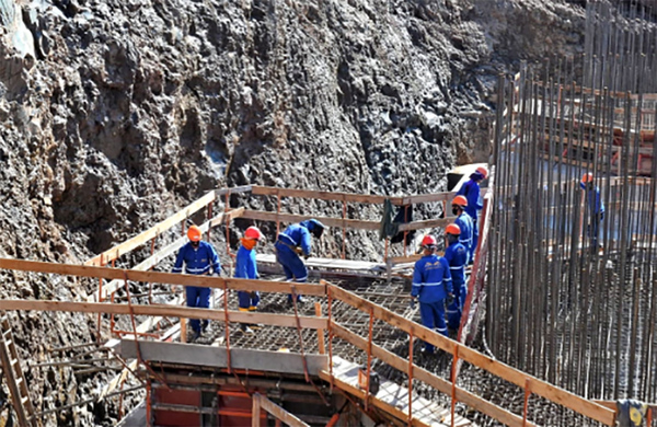 Obras del segundo puente con avances en la torre principal