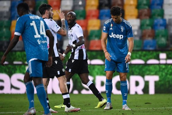 Juventus desperdicia primera ocasión para ser campeón - Fútbol - ABC Color