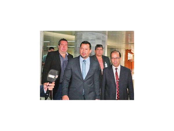 Fiscalía pide ratificar prisión de diputado