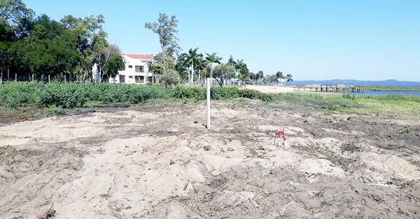 Fiscalizadores del Mades constatan supuesto delito ecológico en el lago - Nacionales - ABC Color