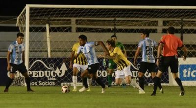 Guaraní deja ir la chance de estar en el podio