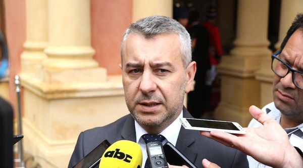 Dany Centurión: “Algunos recomendamos ajustes dentro del gabinete. No hubo condicionamiento por parte de HC” - ADN Paraguayo