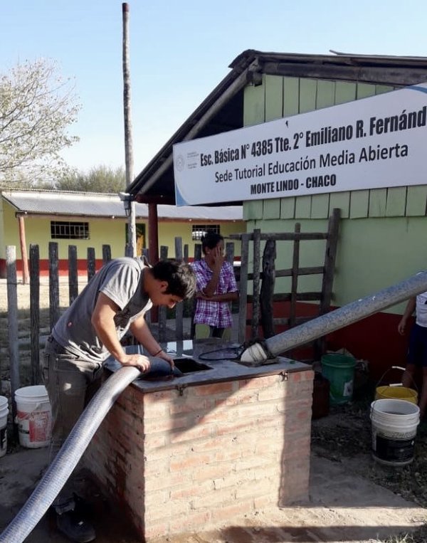 SEN continúa provisión de agua potable en el Chaco