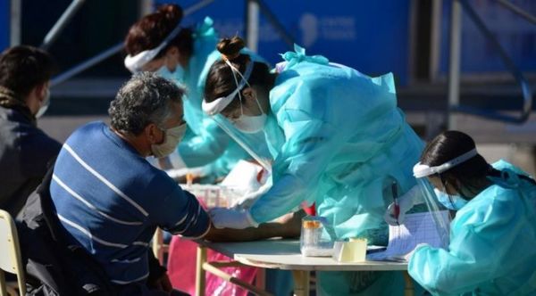 Argentina supera por primera vez los 6.000 casos diarios de coronavirus