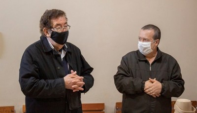 Centro Educativo Municipal de C. del Este recibe una impresora D – Diario TNPRESS