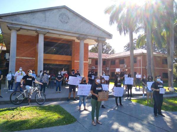 Media sanción al arancel 0 es un triunfo de los estudiantes, según dirigente universitario - ADN Paraguayo