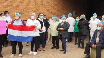 Concepción: Funcionarios de salud exigen gratificación por exposición al COVID-19