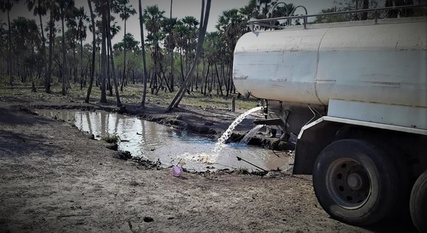 Sequía se prolonga y los pobladores necesitan de abastecimiento de agua