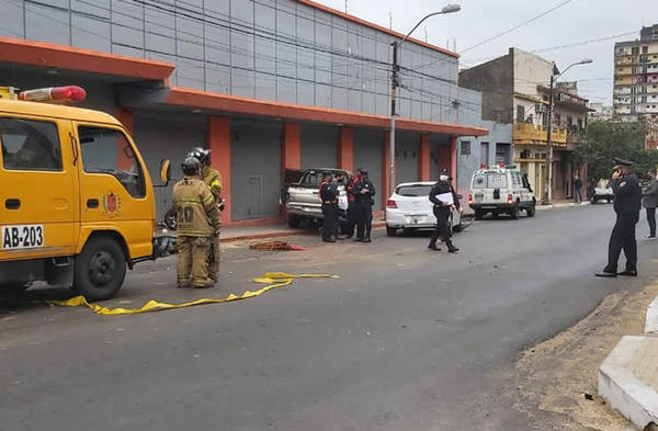 Semáforos dieron verde y se produjo un fatal accidente en el microcentro de Asunción - Megacadena — Últimas Noticias de Paraguay