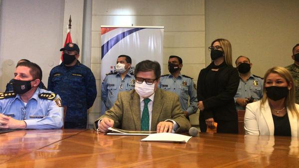 Euclides resalta a grupo que rescató a secuestrado en bosque minado de criminales - ADN Paraguayo