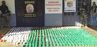 Incautaron 300 kilos de marihuana en una lancha a orillas del río Paraná