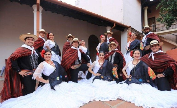 HOY / El Primer Ballet Folklórico Profesional de Paraguay celebra 50 años de vida