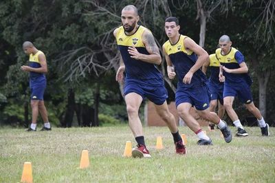 Teto: “No queremos que la APF tome una decisión apresurada”  - Fútbol - ABC Color